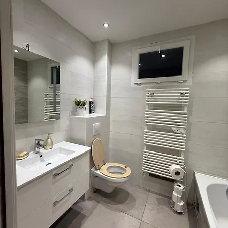 Maison Avec Piscine A Holiday home *