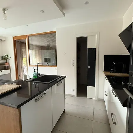 Maison Avec Piscine A Nimes